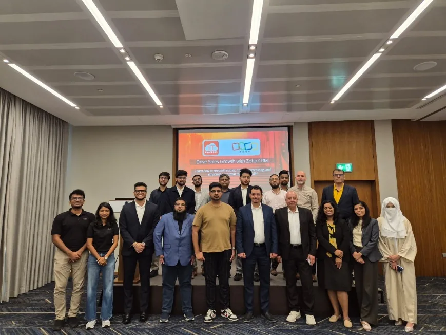 Zoho CRM Seminar in Dubai: attendees and the IT Enablers Global and Zoho teams